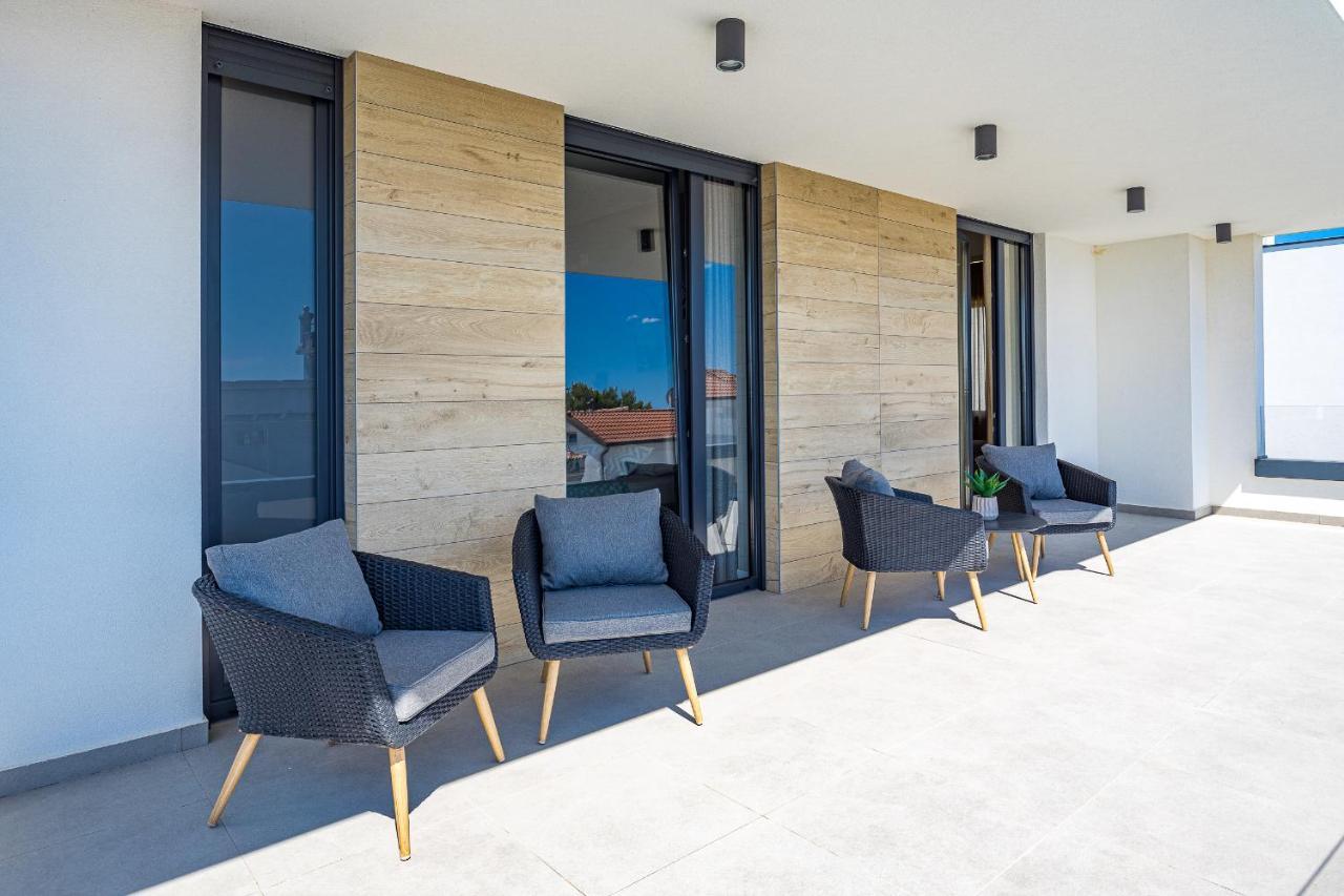 Villa Moon Near The Sea 파자나 외부 사진